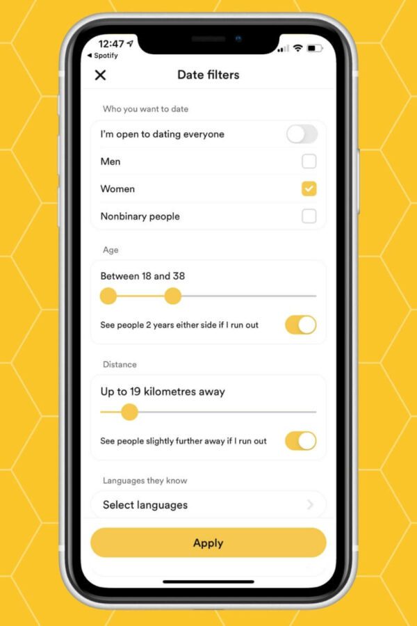 How Does Bumble Work in 2025? Features, Matches & Tips