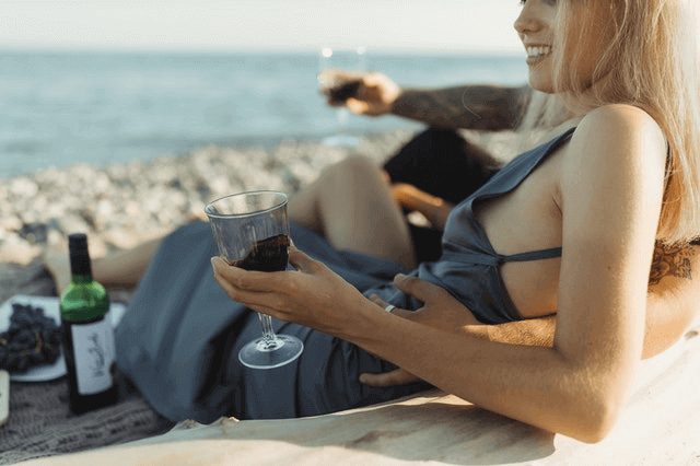 Is The Beach A Good First Date - beach date with wine