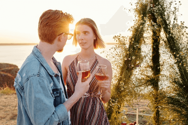 20 Conversation Topics For a First Date- drinking wine on a date